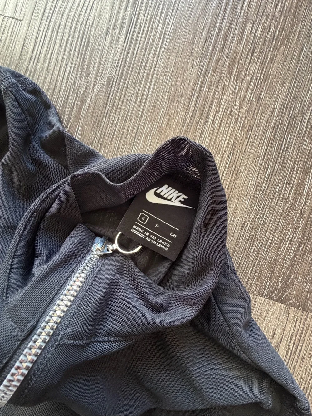 Nike form fitting